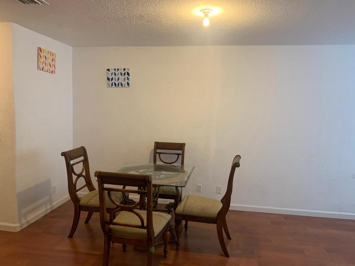 Bedroom Suite In Lauderdale Lakes Townhome Fort Lauderdale Extérieur photo